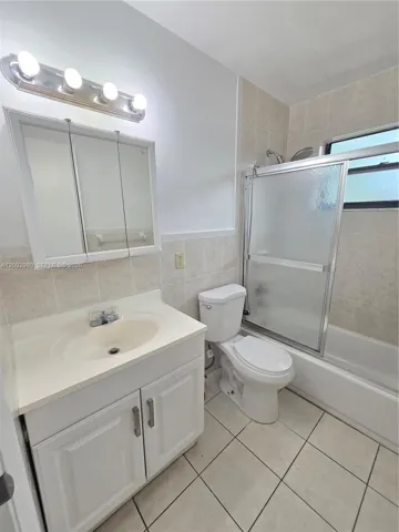 2nd bathroom