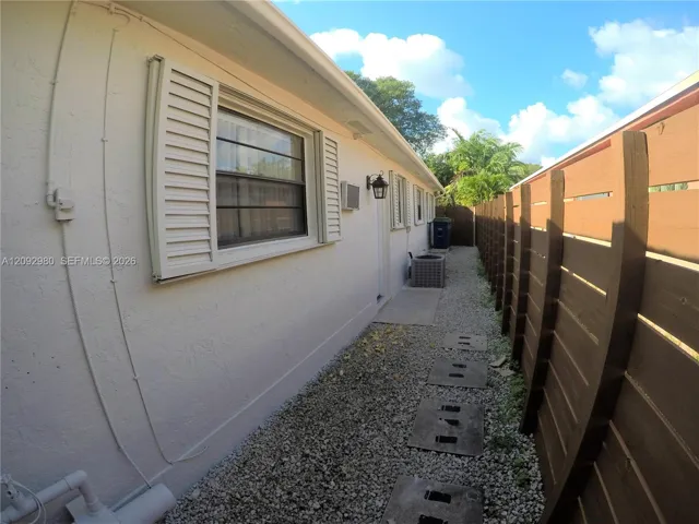 Photo 36