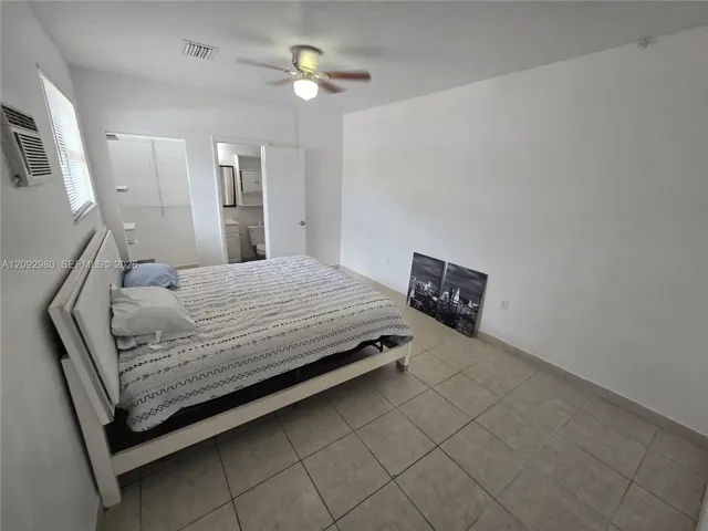 4th bedroom. Ensuite bathroom
