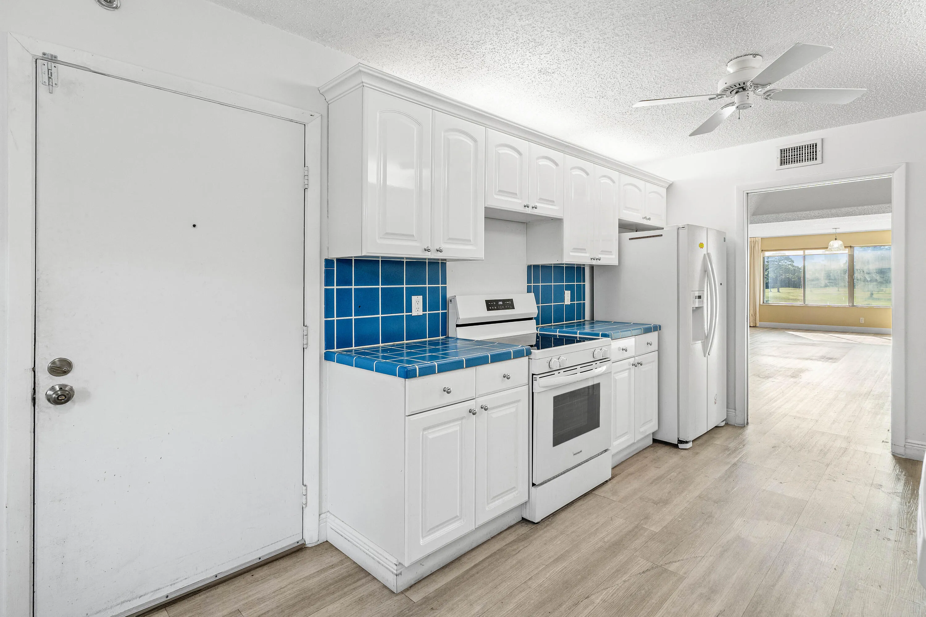 010-676810thAvenueNorth-216-LakeWorth-FL