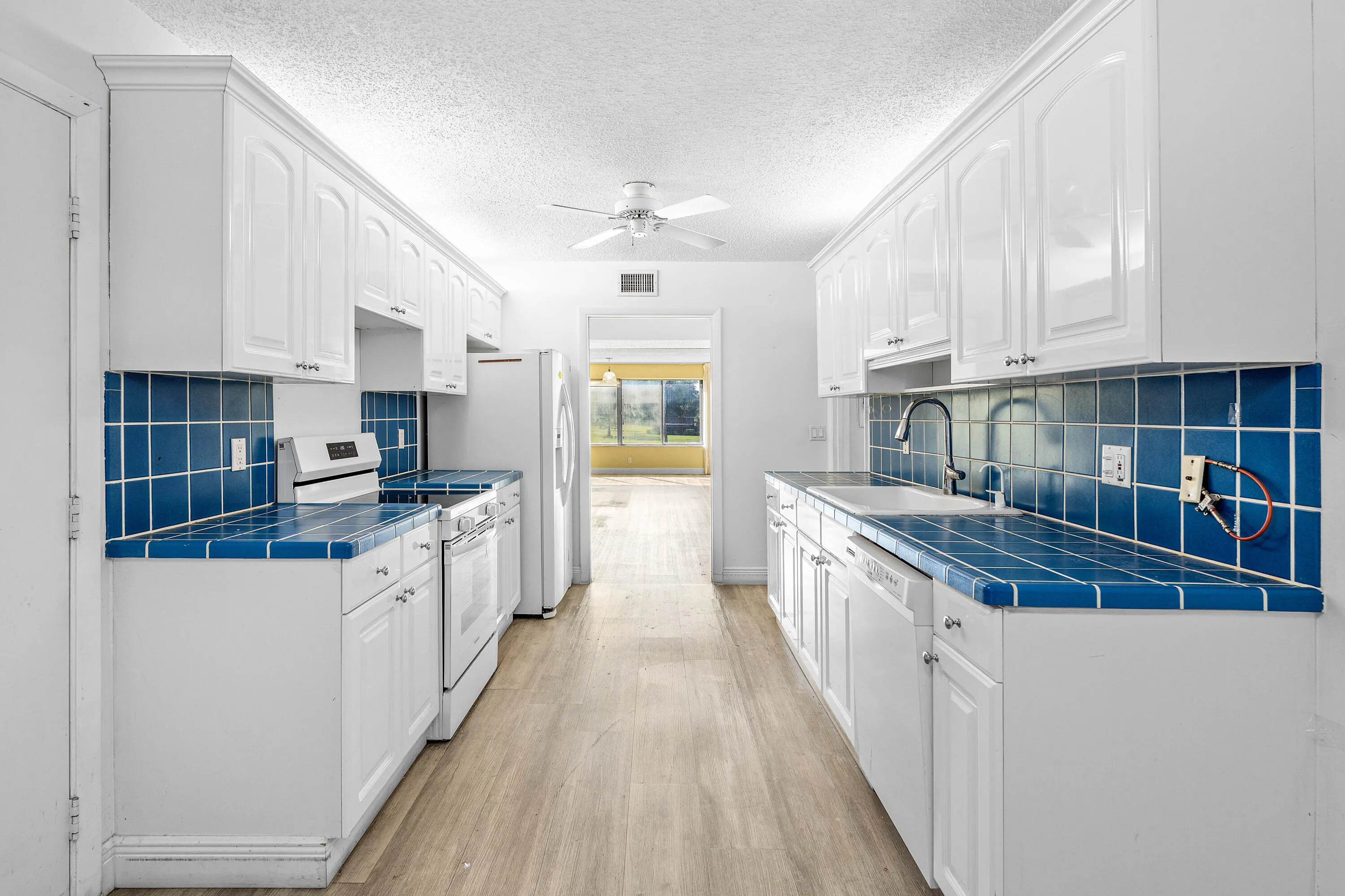 011-676810thAvenueNorth-216-LakeWorth-FL