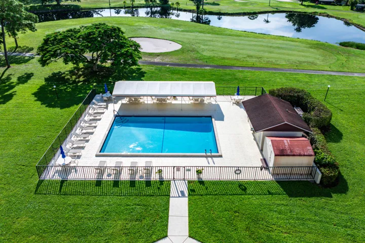 025-676810thAvenueNorth-216-LakeWorth-FL