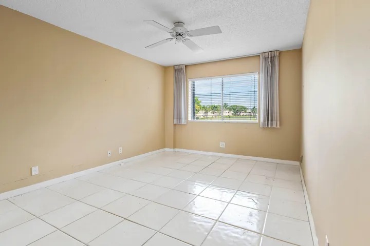 013-676810thAvenueNorth-216-LakeWorth-FL