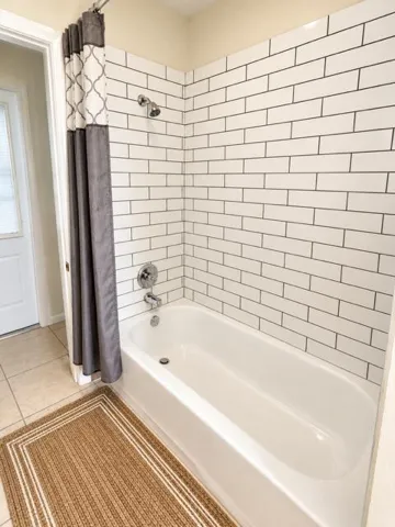 Guest Bath 2