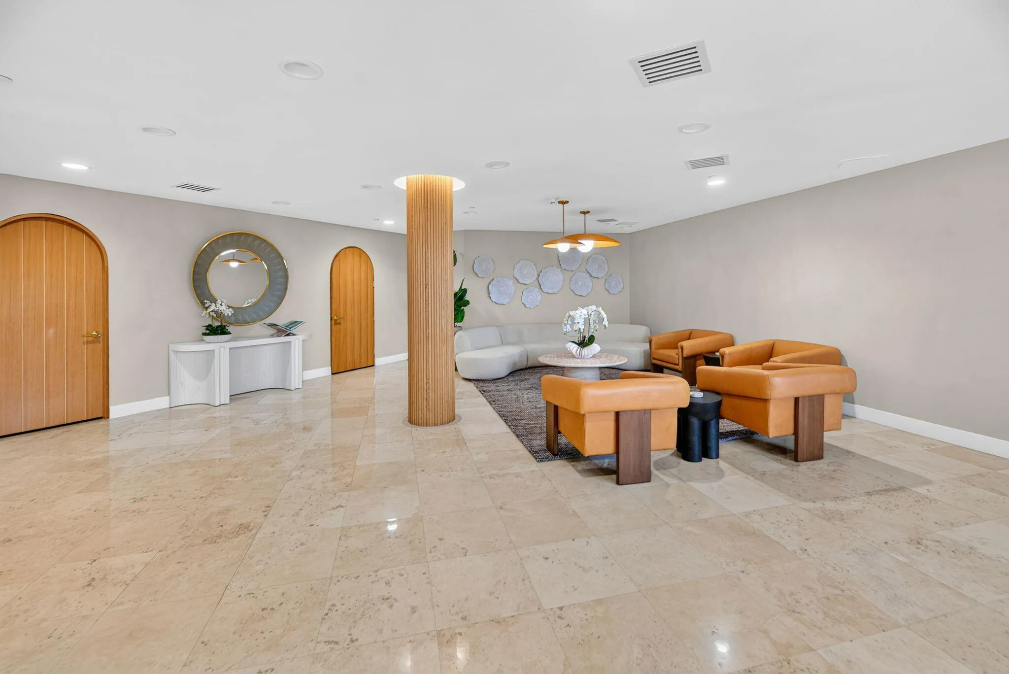 18-web-or-mls-Lobby