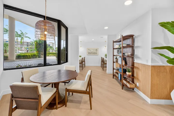 20-web-or-mls-Community Room