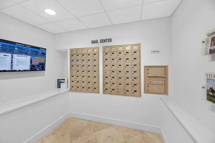 36-web-or-mls-Mail Room