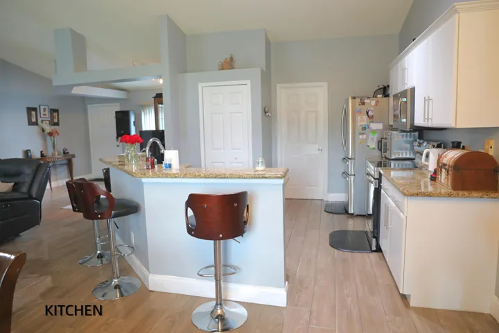 Lewis Realty 7