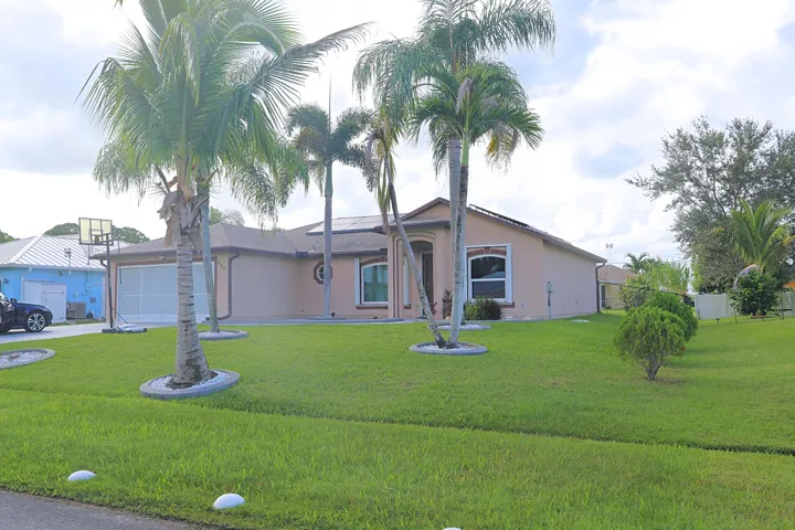 Lewis Realty 49