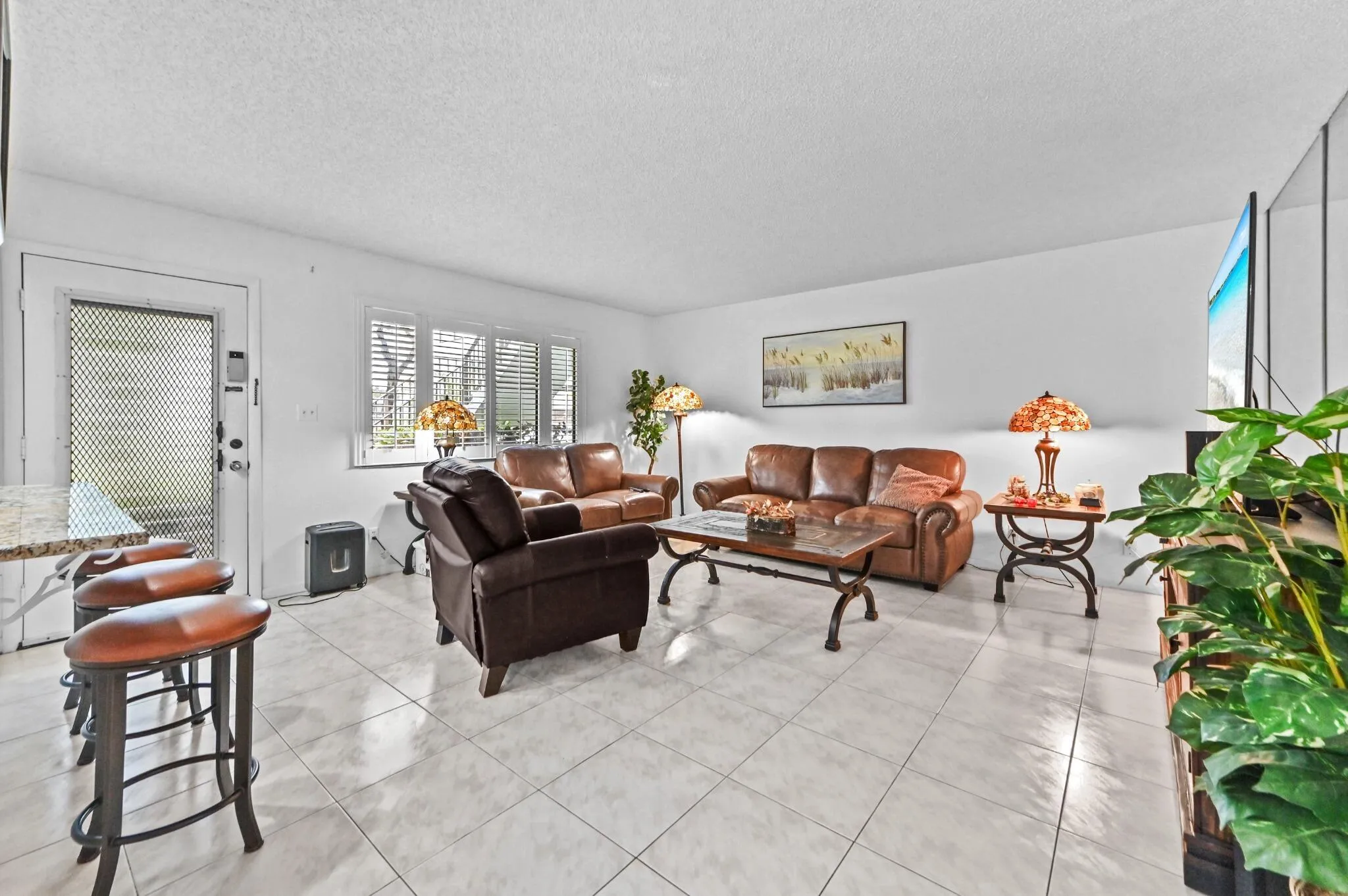 06 Living room 02(1)