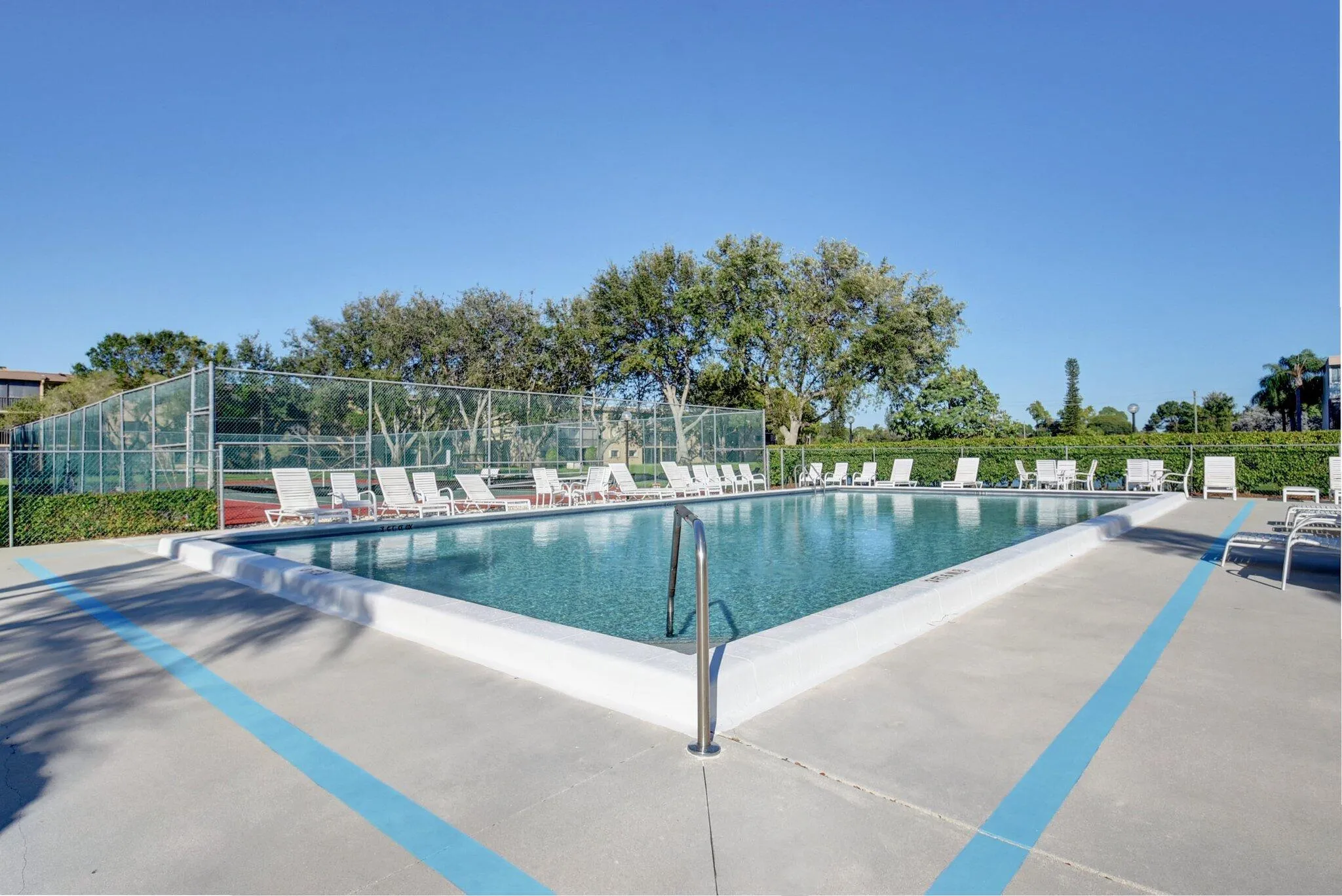 65-web-or-mls-Lakes of Delray (28)