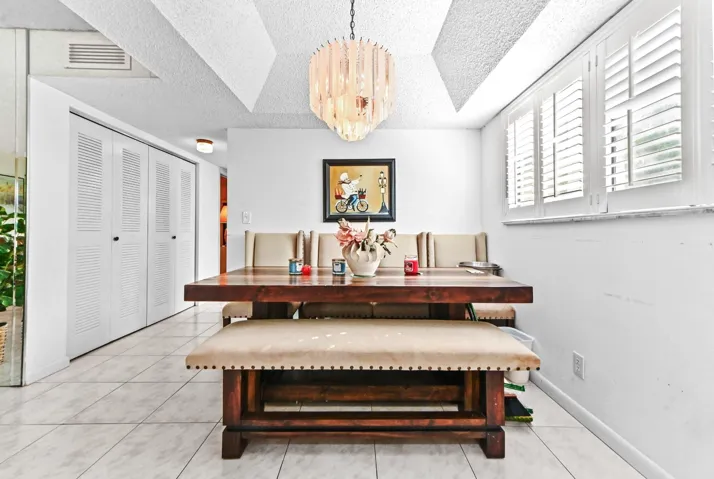 09 Dining room 01(20260929-163100)