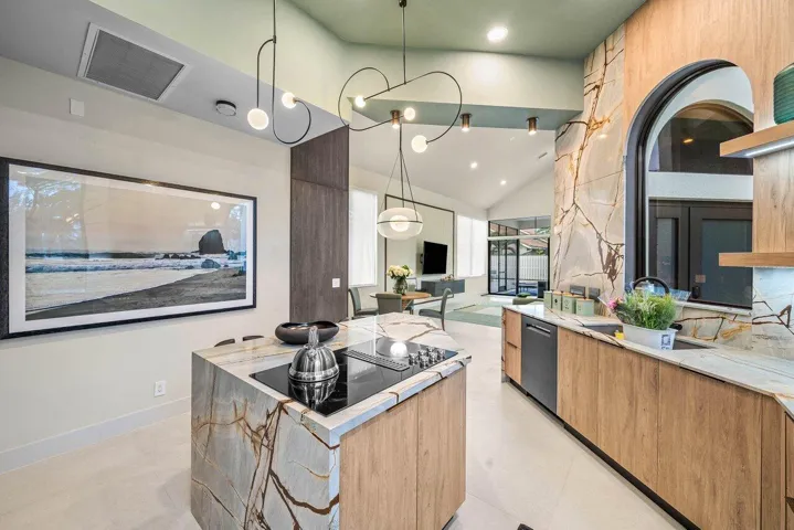 006-6693Northwest25thTerrace-BocaRaton-F