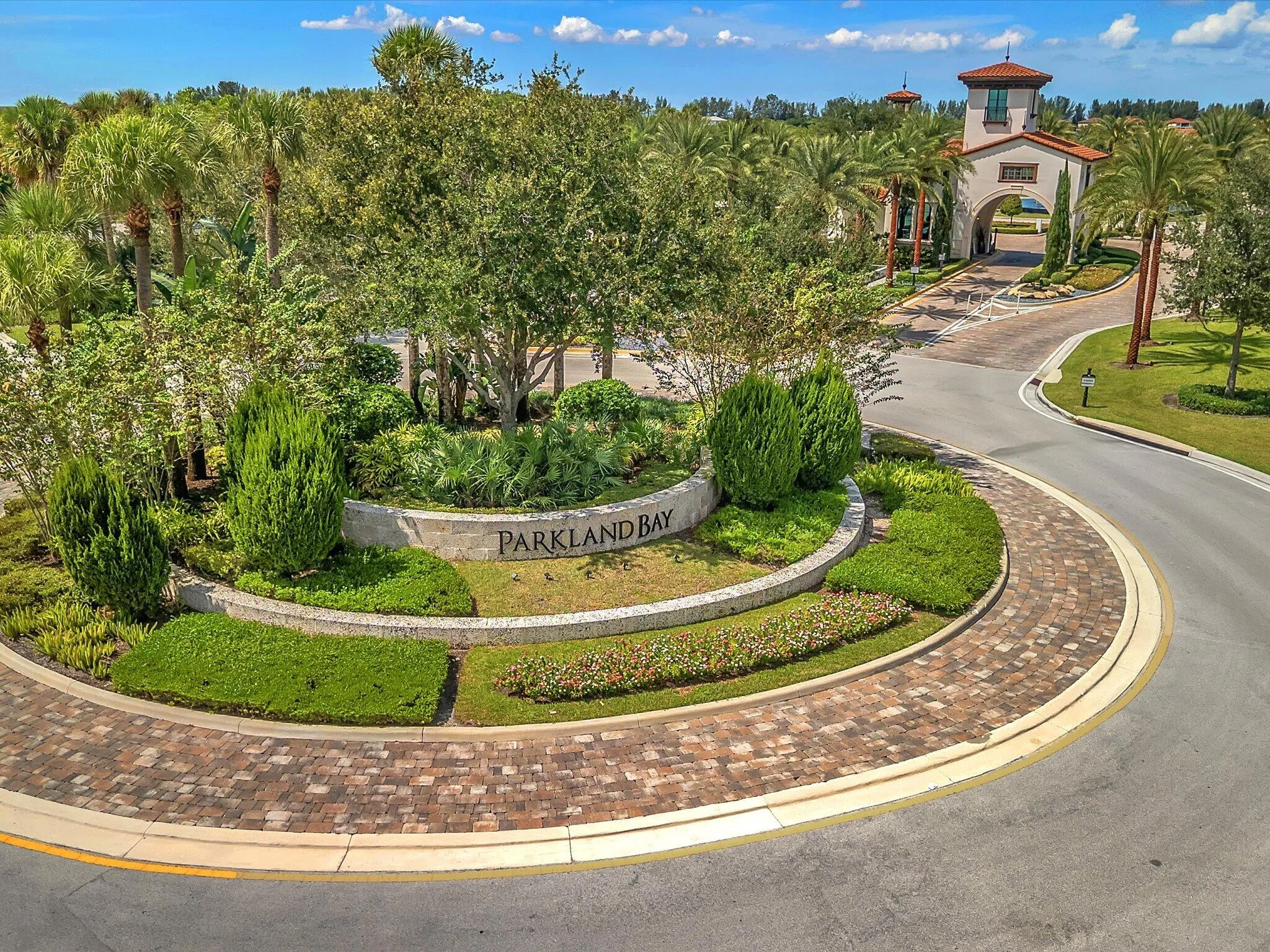 parkland bay entrance