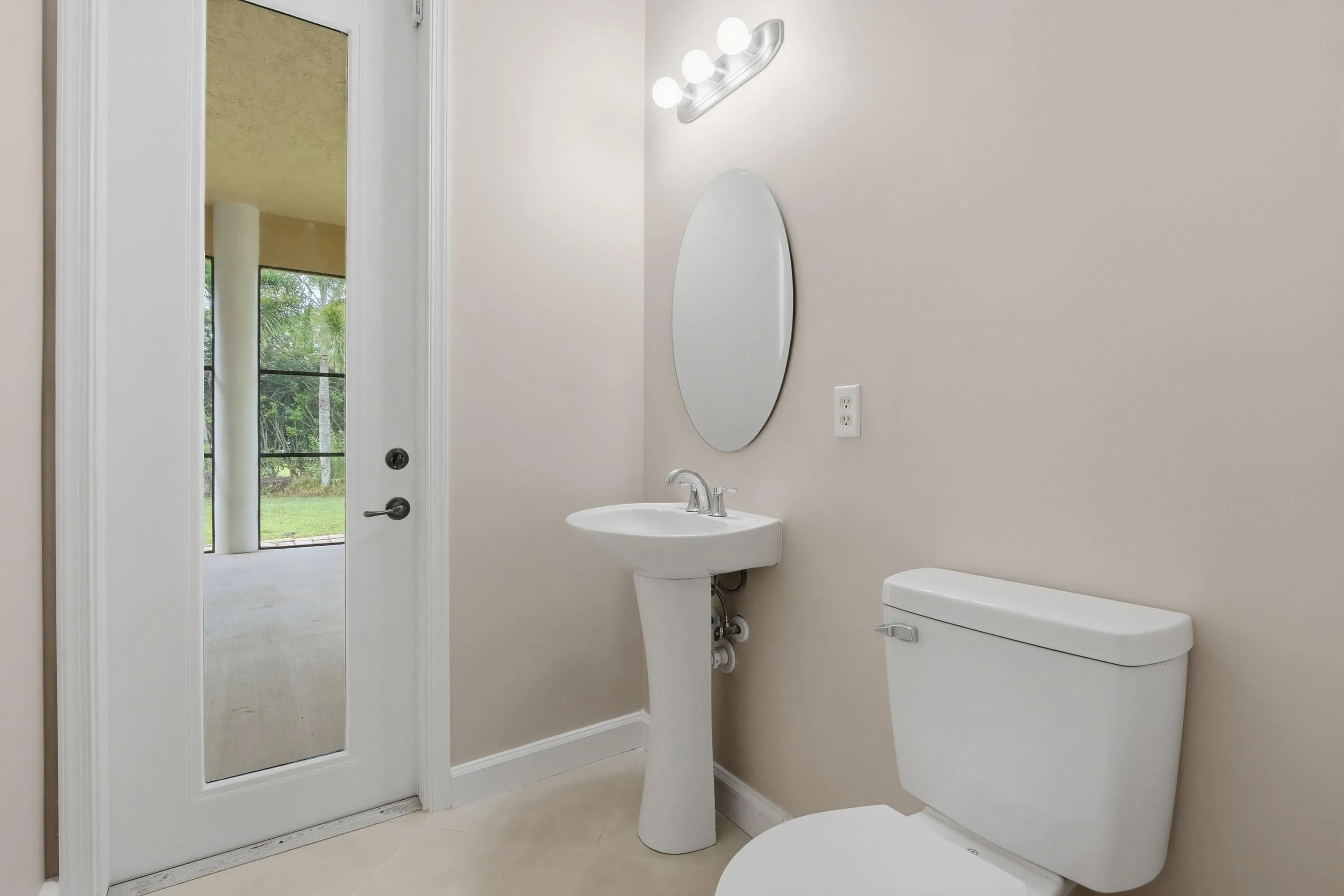 53_half bath
