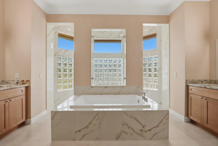 38_primary bath