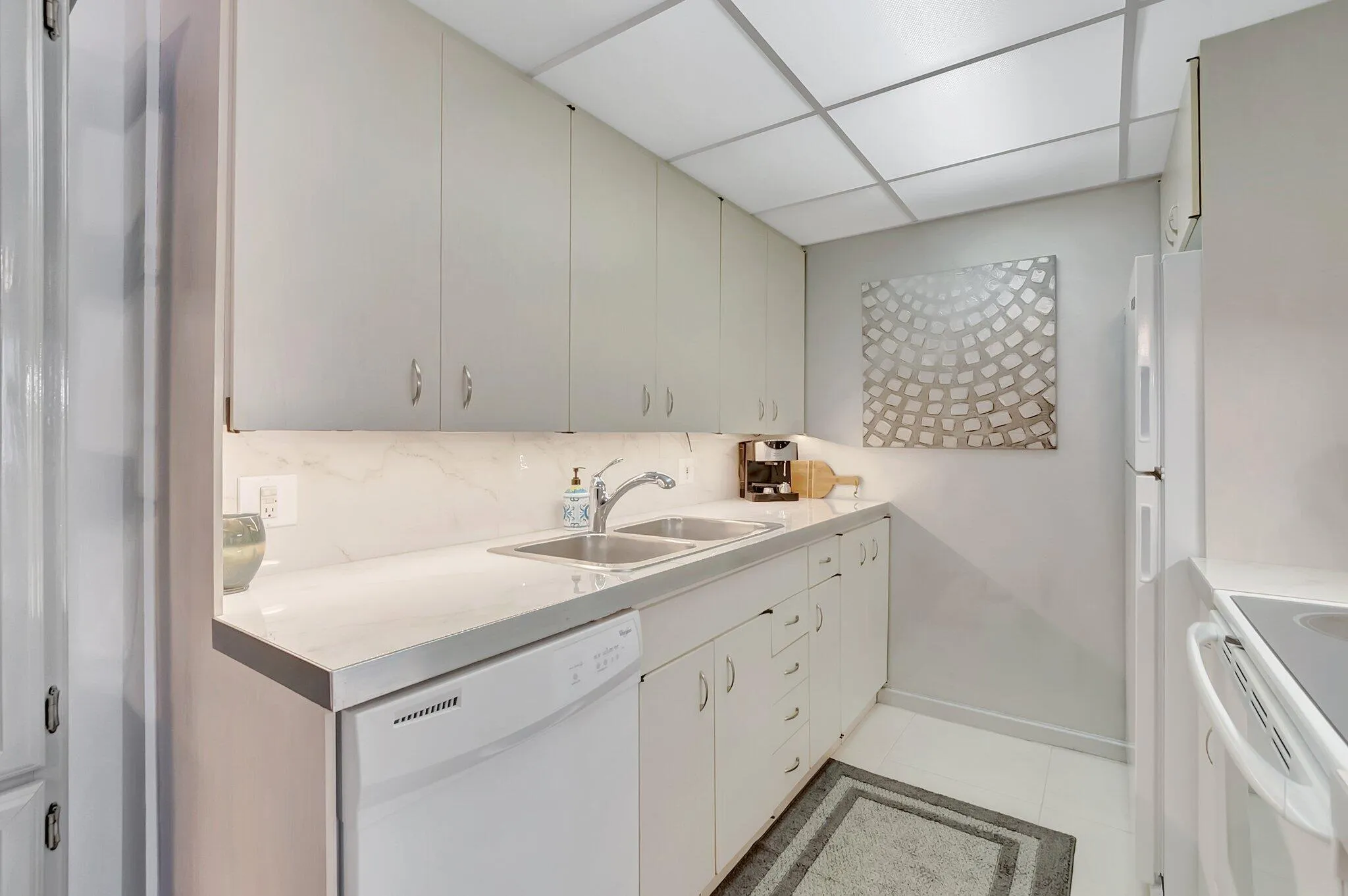2051 Cambridge C