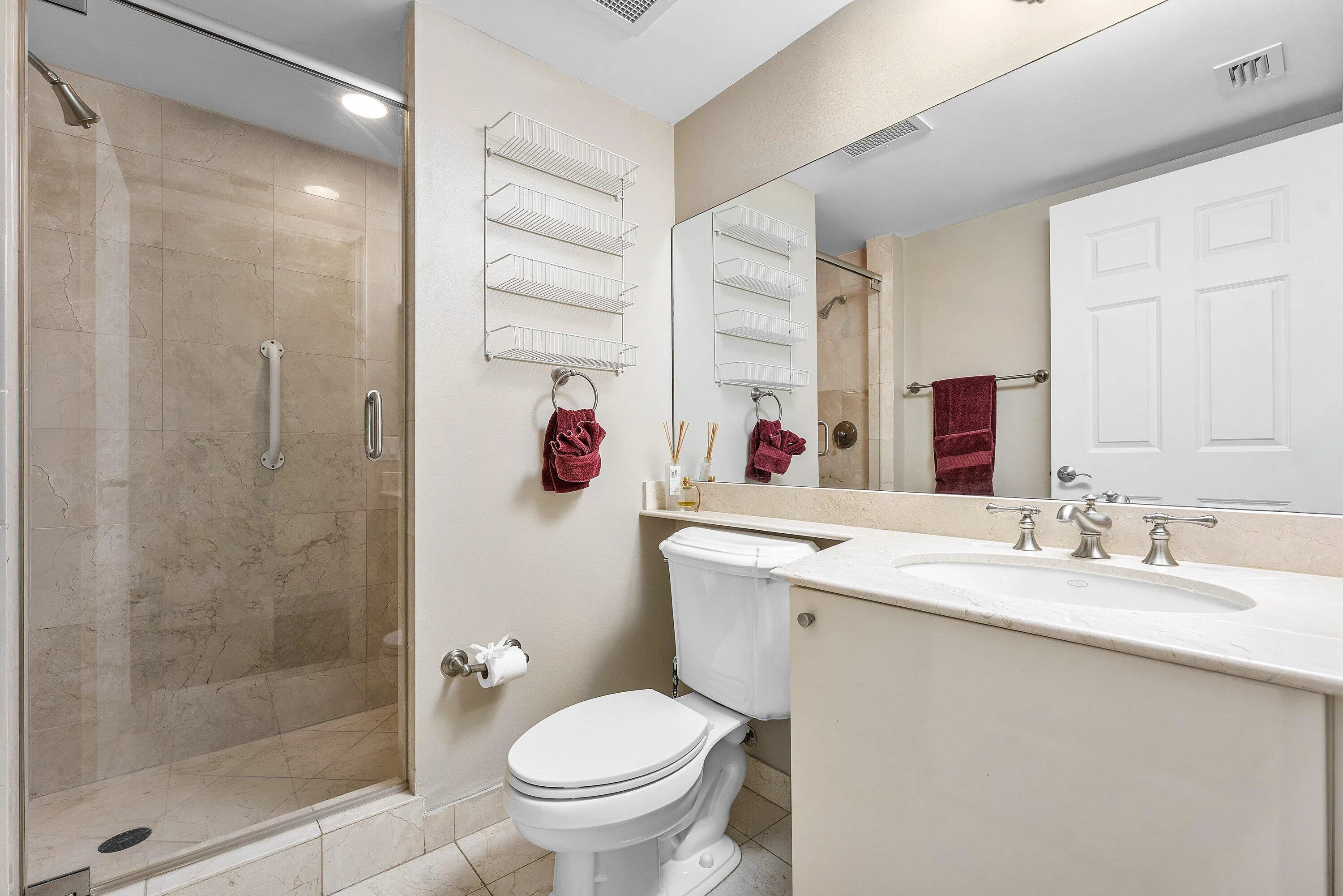 033-411NorthNewRiverDriveEast-FortLauder