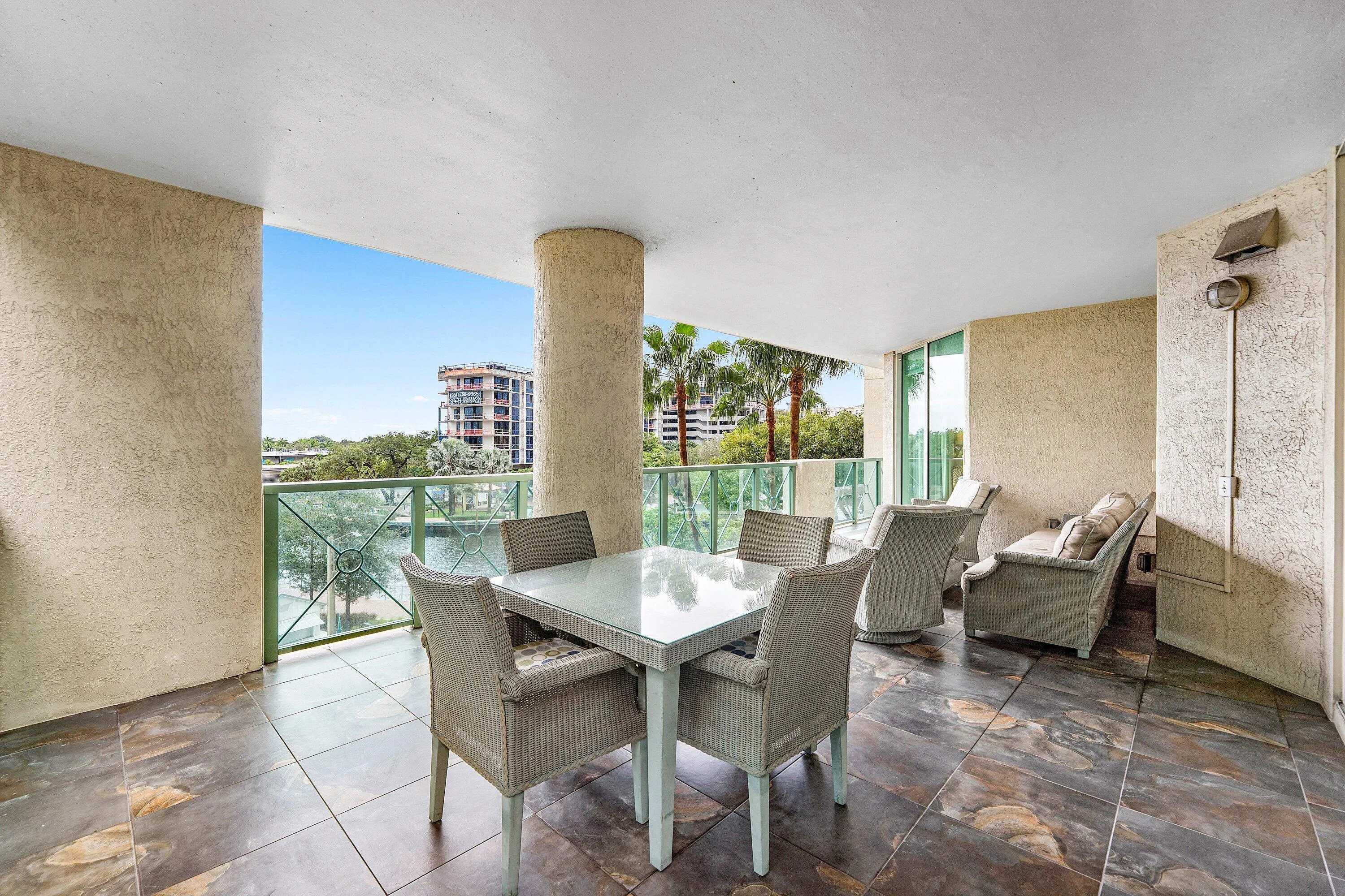 021-411NorthNewRiverDriveEast-FortLauder