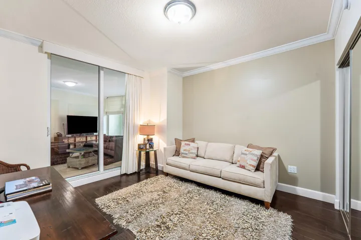 037-411NorthNewRiverDriveEast-FortLauder