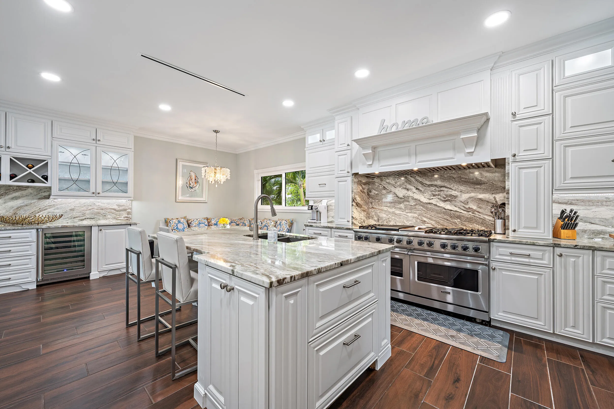 Double Gas Cooktop and Range, Wine Fridge