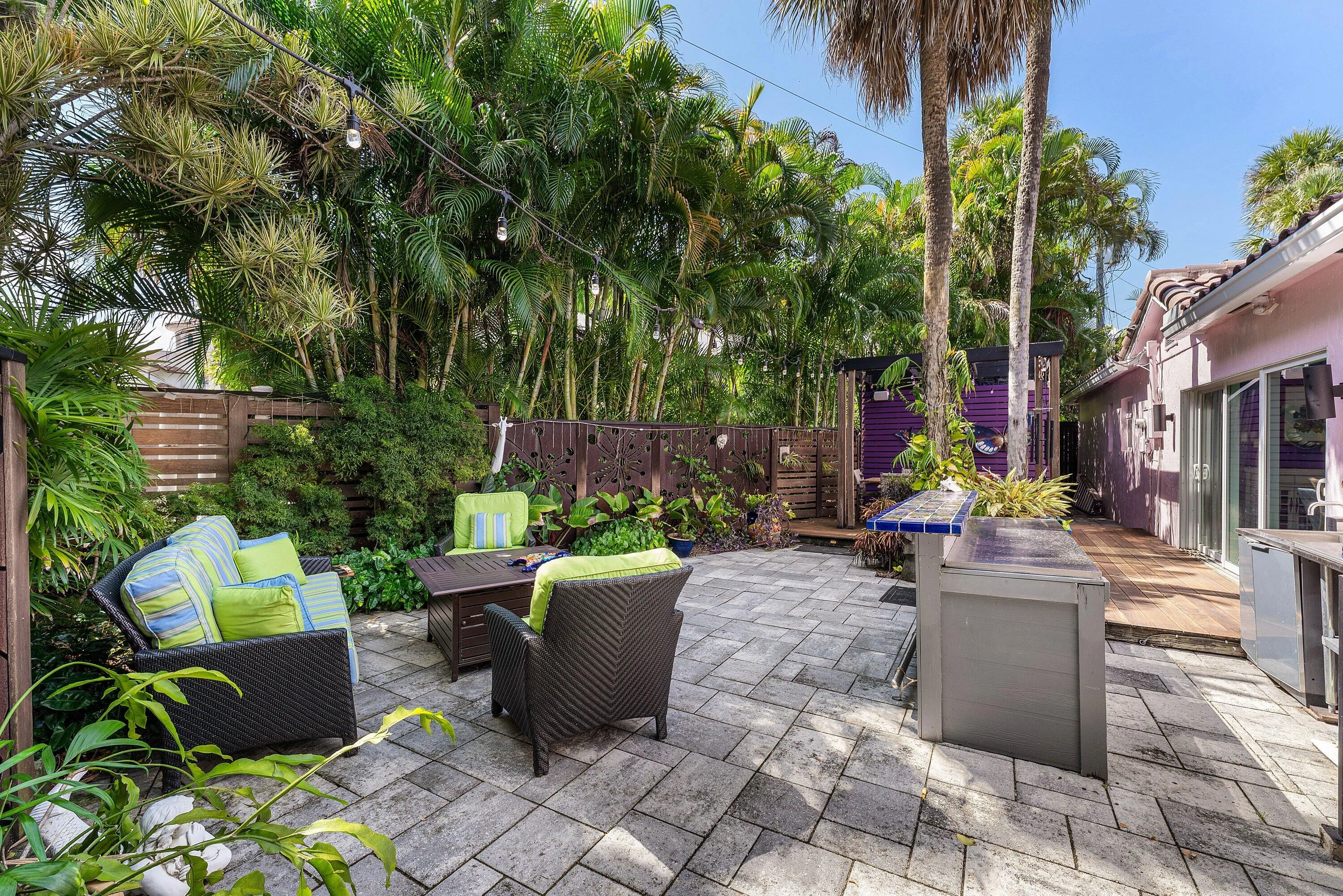 033-742ParkDriveWest-BocaRaton-FL-33432-