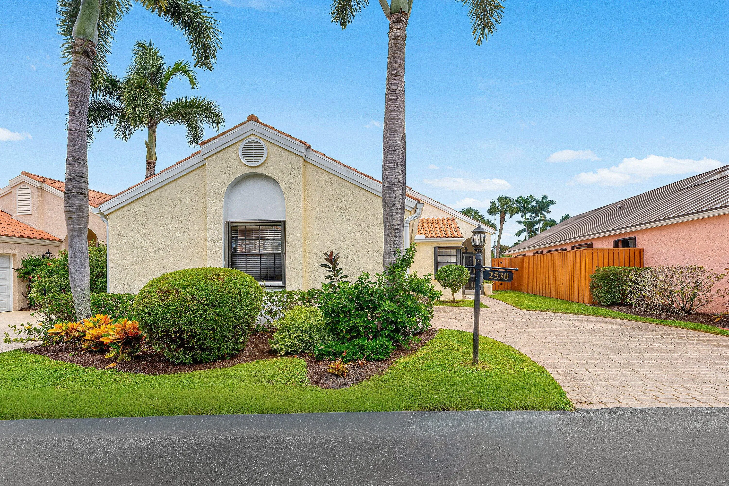 003-2530LaLiqueCircle-WestPalmBeach-FL-3