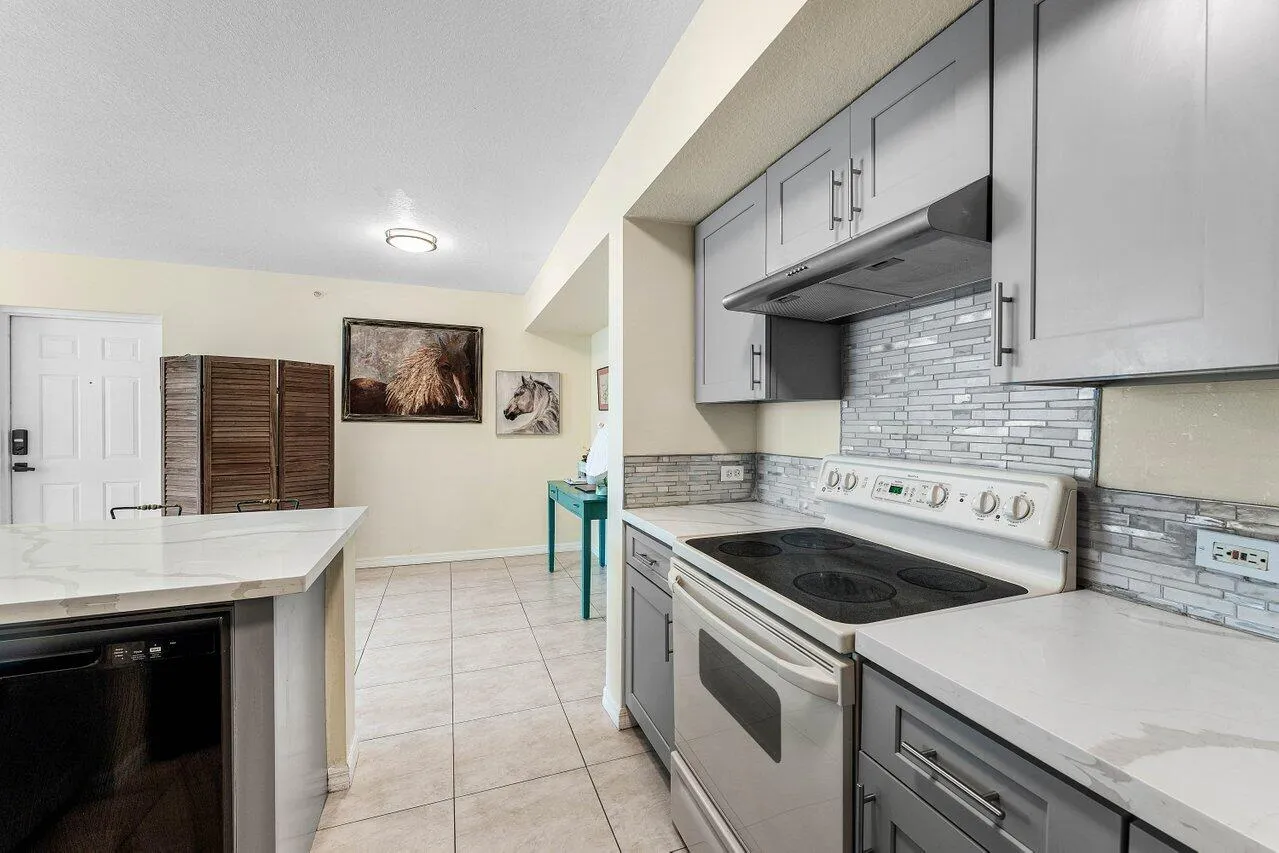 009-603VillaCircle-BoyntonBeach-FL-33435