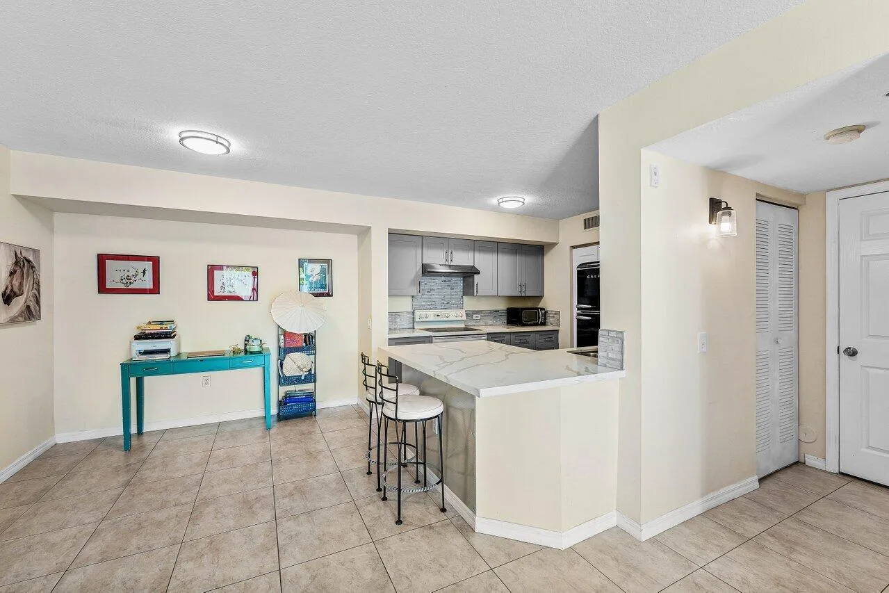 002-603VillaCircle-BoyntonBeach-FL-33435