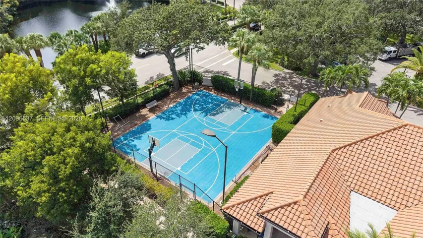Clubhouse Amenities