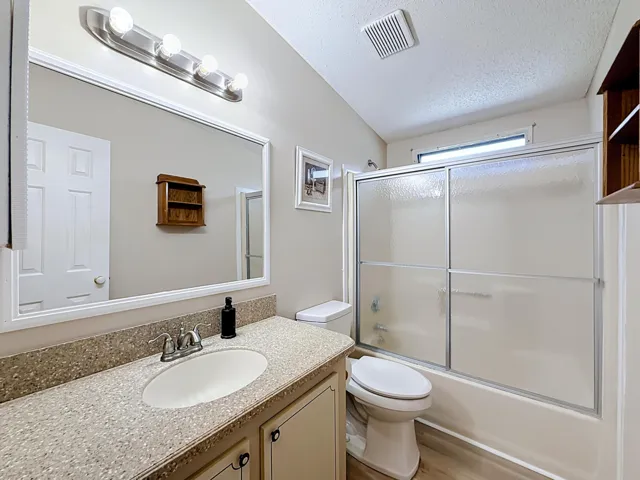 910 Orchid Street-43
