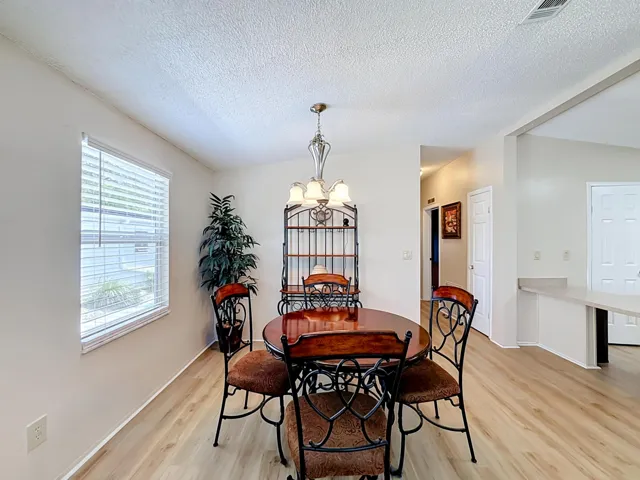 910 Orchid Street-25