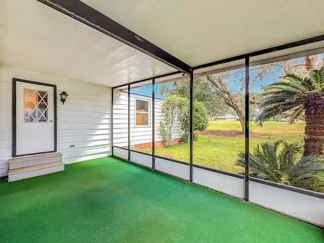 910 Orchid Street-47