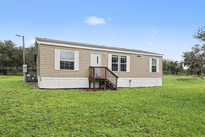 2856 Pioneer 9th Street, Clewiston, FL 33440
