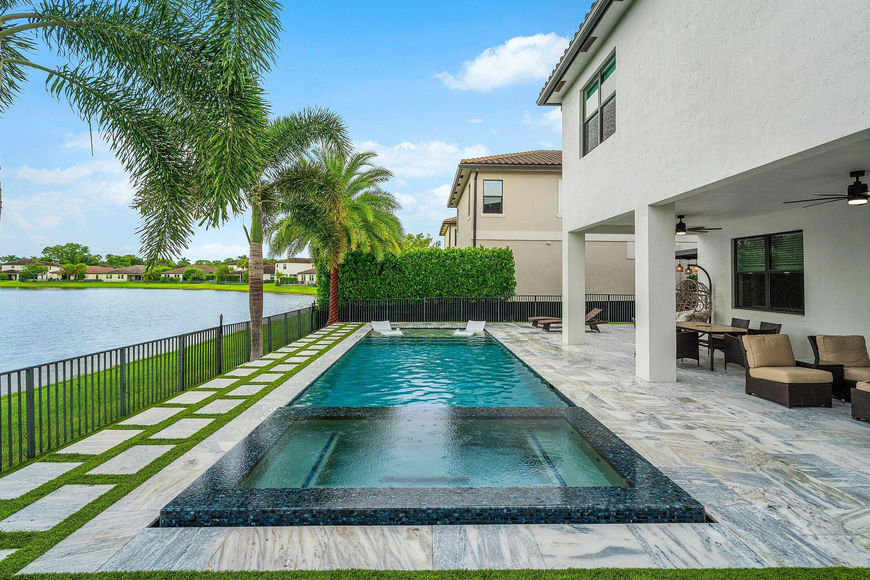 046-3138StrengLane-RoyalPalmBeach-FL-334