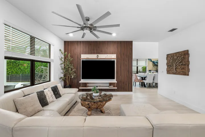 017-3138StrengLane-RoyalPalmBeach-FL-334
