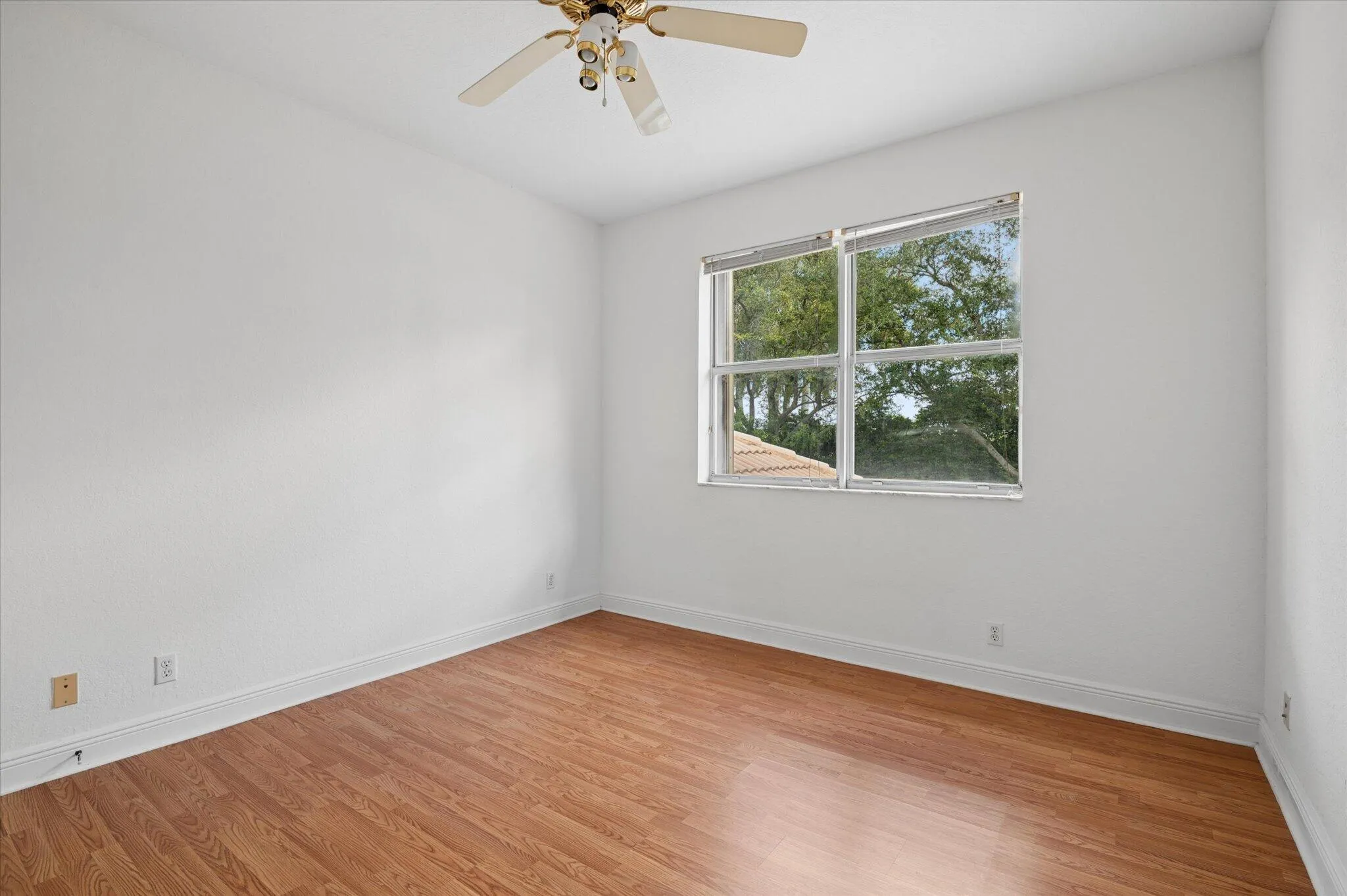 24-Klein-7248 NW 108th Ave-24
