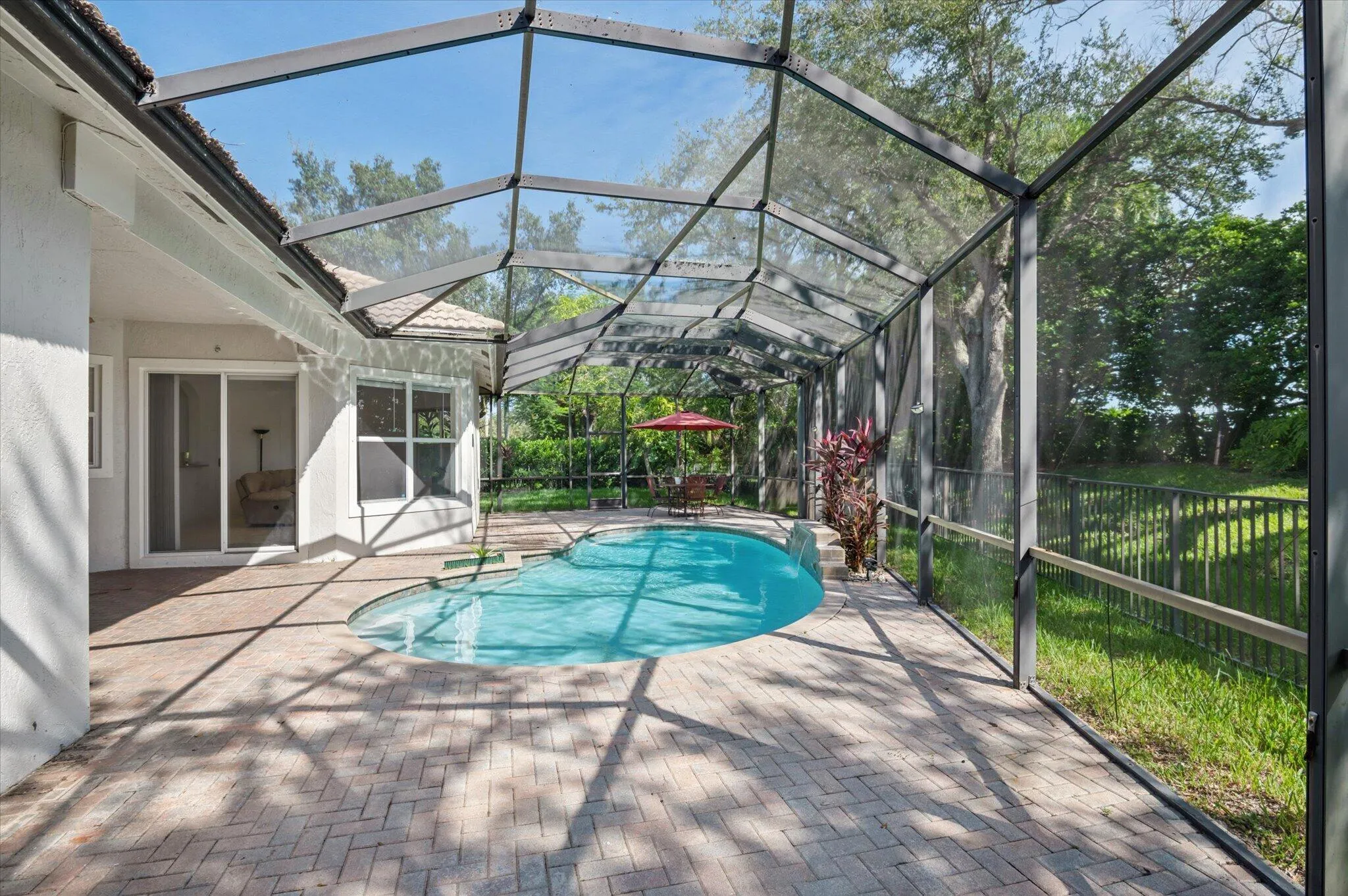 32-Klein-7248 NW 108th Ave-32