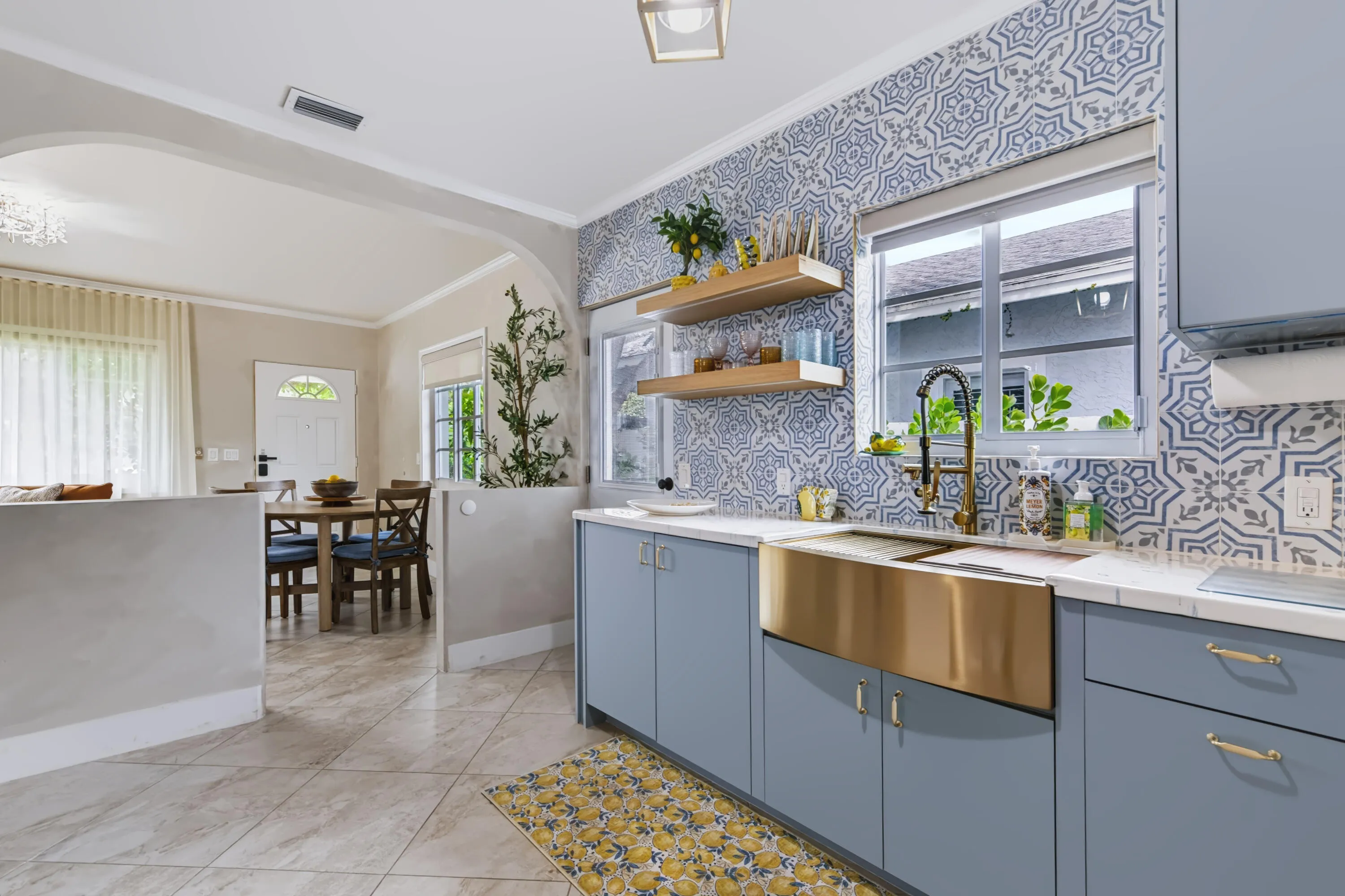 16 Kitchen 4
