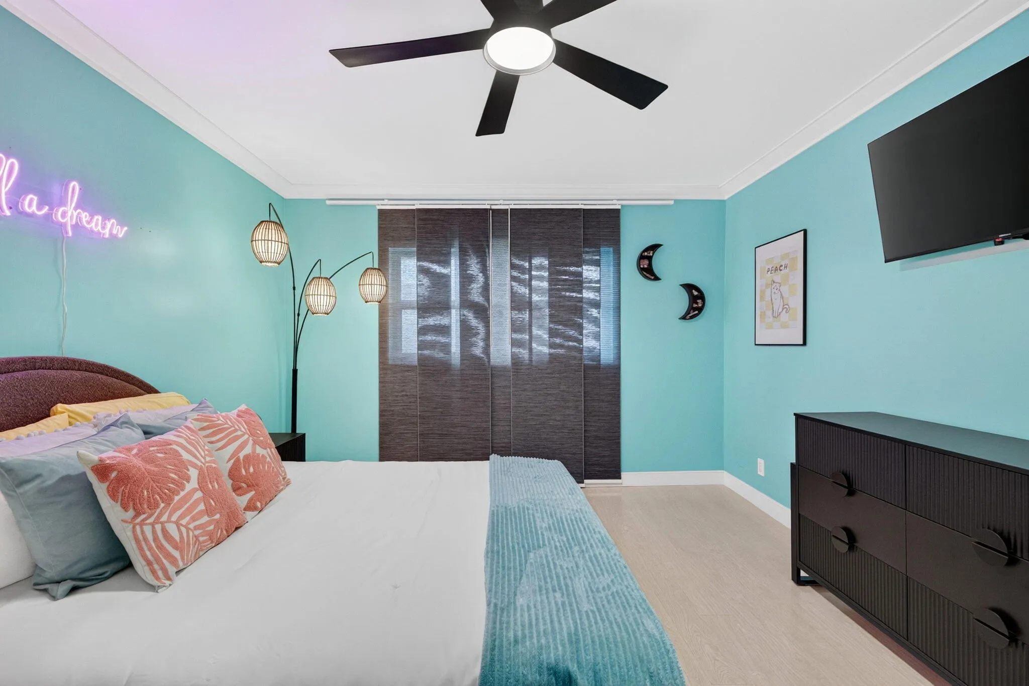29 Primary Bedroom