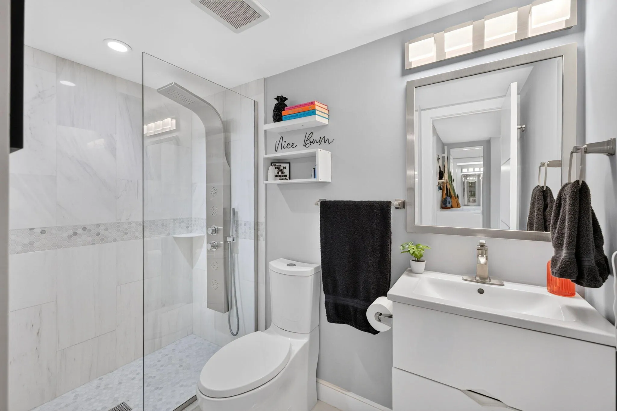 24 Guest Bath