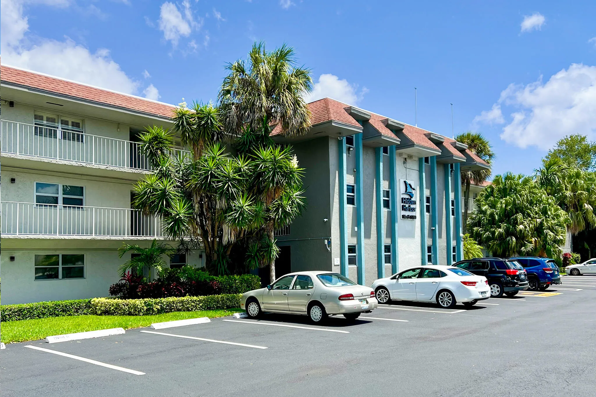 48 Facade