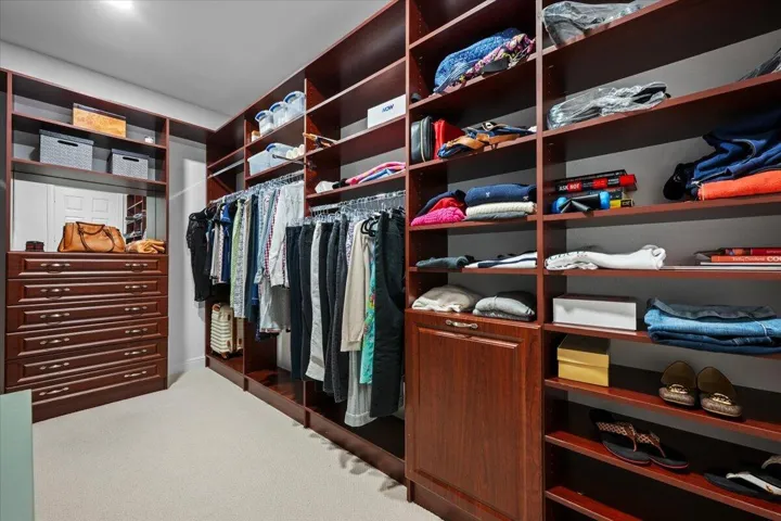 Organized Walk In Closet