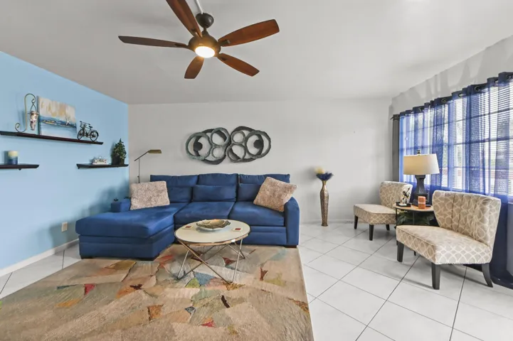 07 Living room 05