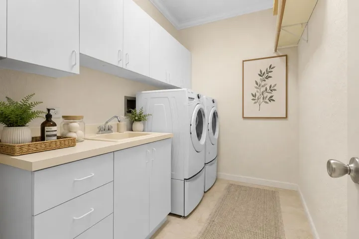 Virtually Staged Laundry Room