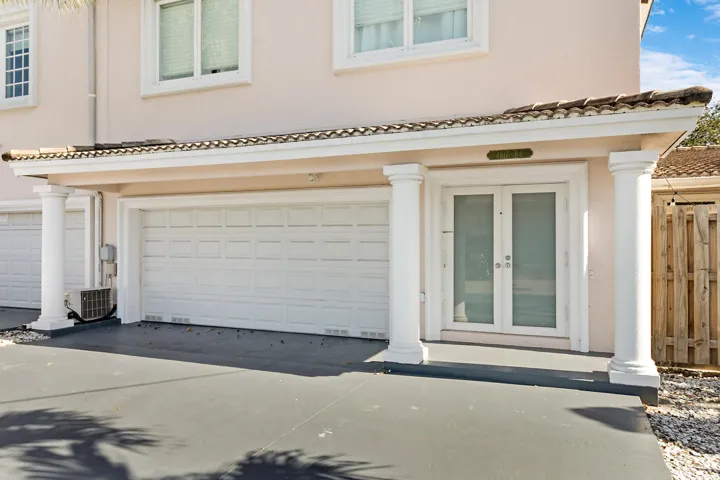 3_hd-4517 ne 21st ave apt 4 -3