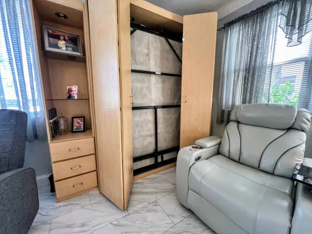 Murphy bed