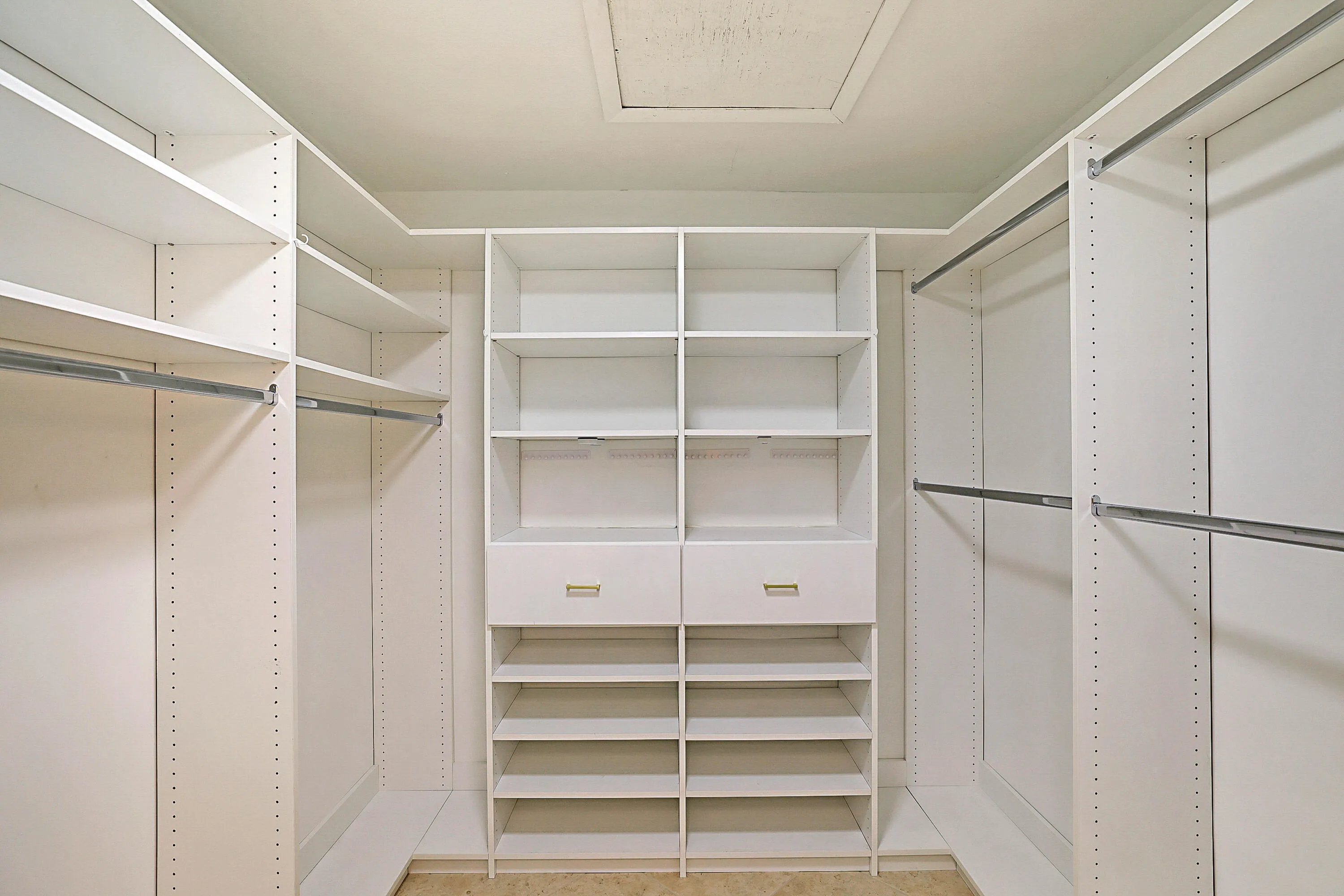 Custom Walk-In Closet