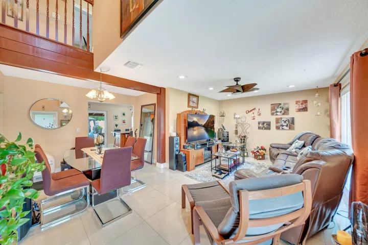 Living Room 4