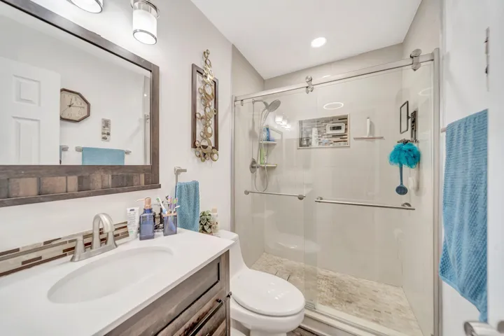 Bathroom 2